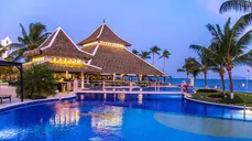 Desde $50: Pasadía en Hotel de Playa