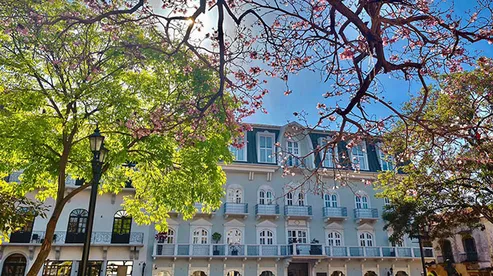 Desde $155: Hospedaje en Hotel Histórico