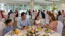 Desde $15: Brunch o Cena Del Día de la Madre