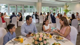 Desde $15: Brunch o Cena Del Día de la Madre