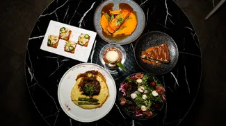 Paga $25: Cena del Día de la Madre